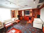 长江三峡总统六号游轮KTV