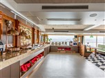 长江三峡长江奇迹号游轮宴江天VIP餐厅