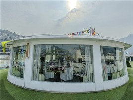 长江三峡长江记忆号游轮观景甲板