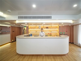 长江三峡华夏五号游轮VIP餐厅