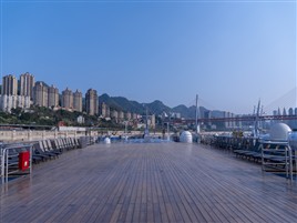 长江三峡美维凯娜号游轮阳光甲板