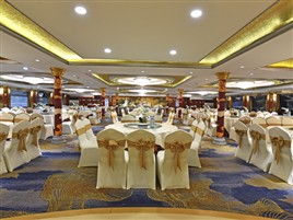 长江三峡长江贰号游轮皇朝餐厅