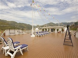 长江三峡星际水晶号游轮日光甲板