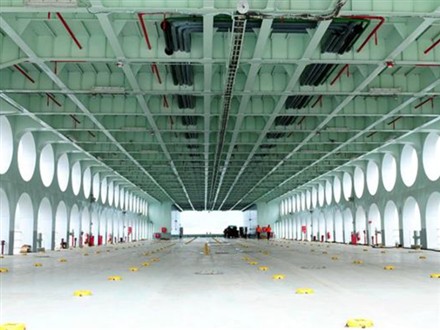 长江三峡新高湖游轮停车库